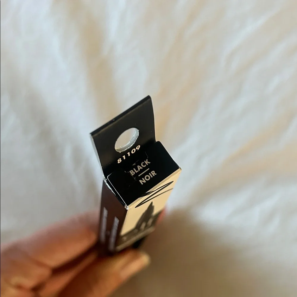 NWT e.l.f. H2O Proof Eyeliner Pen Black Noir